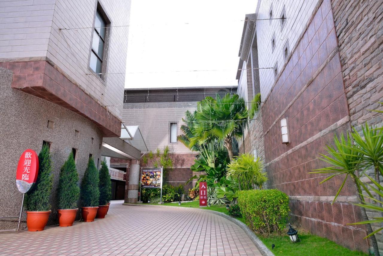 Jing Hwa Motel Tainan Exterior photo